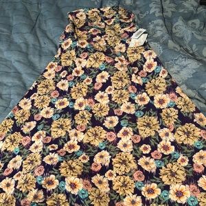 BNWT slinky Lularoe maxi sz XS